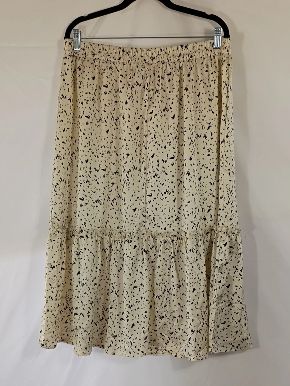 NWT Hayden Cream Midi Skirt with Black Speckle Print Size 1XL